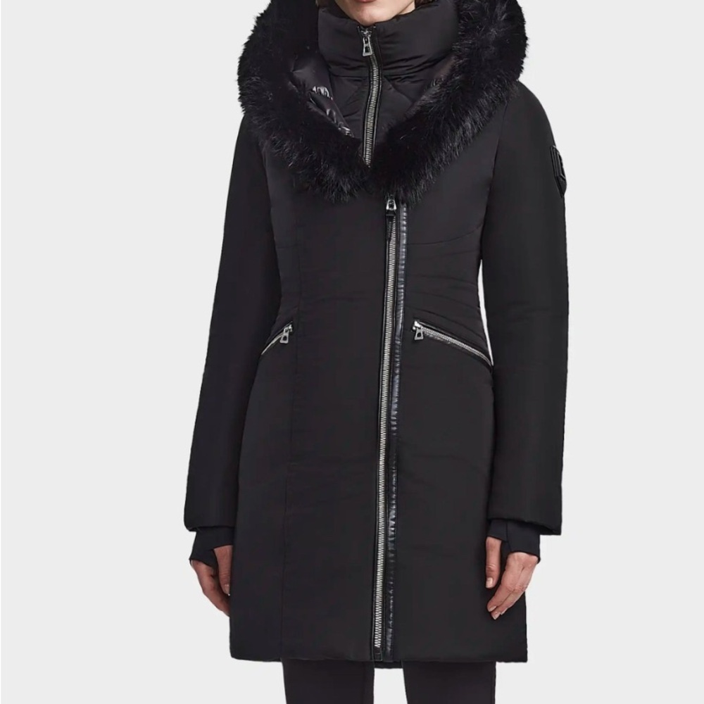 RUDSAK FITTED DOWN JACKET WITH REMOVABLE FAUX FUR in Fair condition